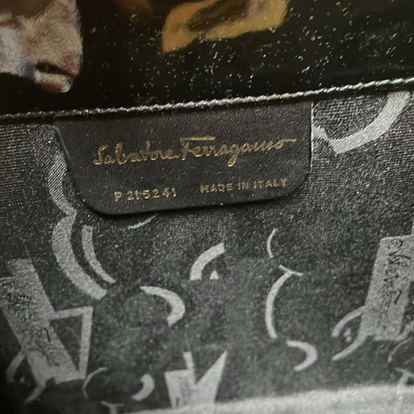 Salvatore Ferragamo shoulder bag - Picture 8 of 9